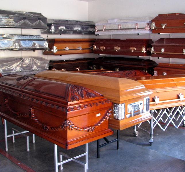 coffins-5109094_1920.jpg
